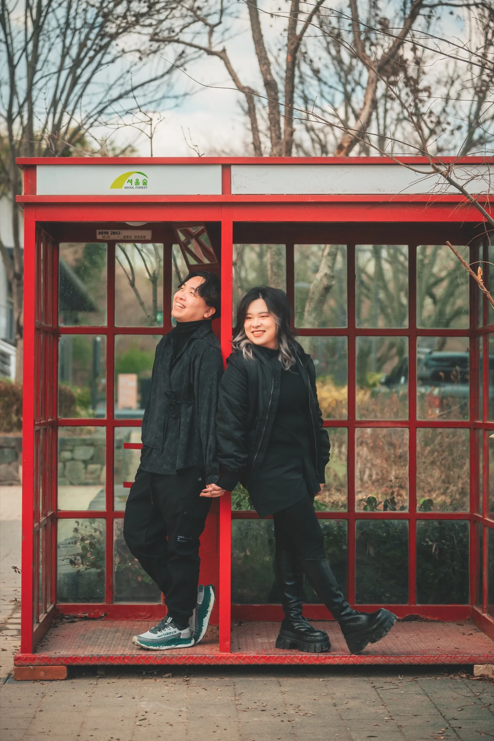 Tracy and her partner at Seoul Forest